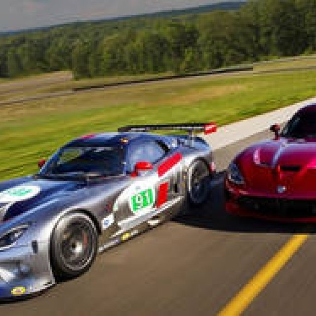 バイパー2013年モデル公開｜SRT