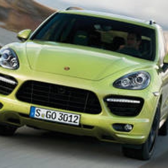 カイエンに、420馬力の「GTS」が登場｜Porsche