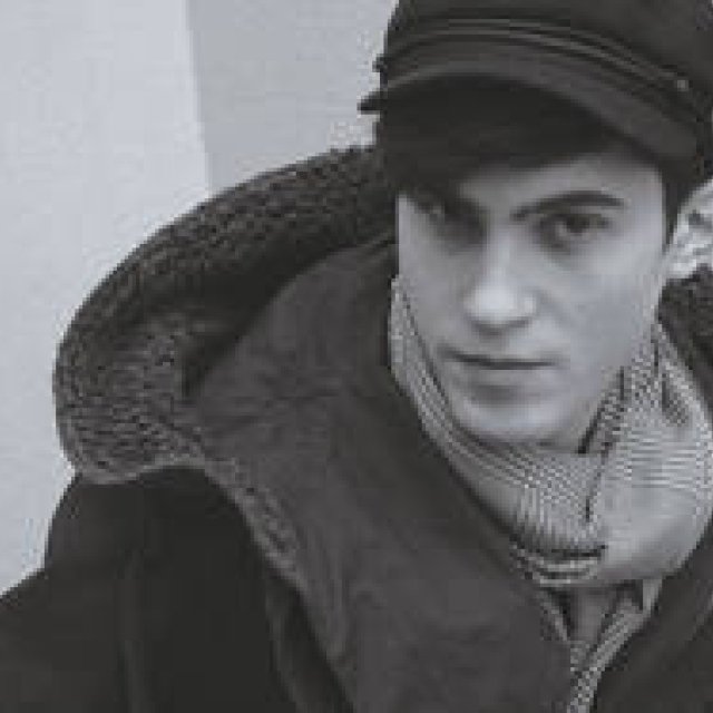 TEATRO 88｜2012-13秋冬コレクションでデビュー