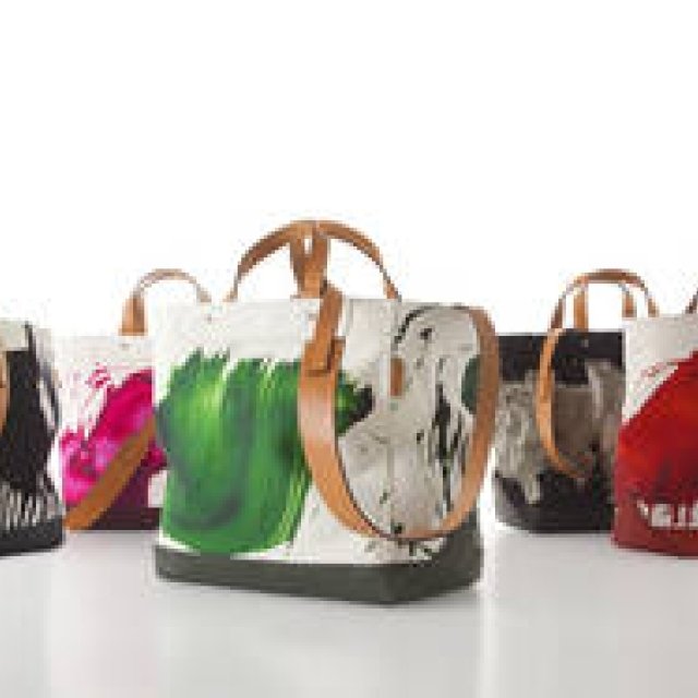 COACH｜大胆かつ軽快！　“無重力”バッグ