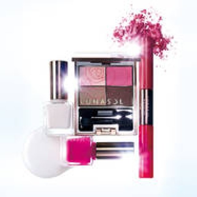 LUNASOL｜夏肌をピュアに美しく見せる、夏の“桃香浄化”