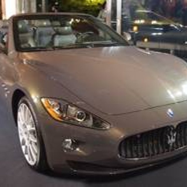 マセラティ×フェンディの特別モデルが日本発売！｜Maserati