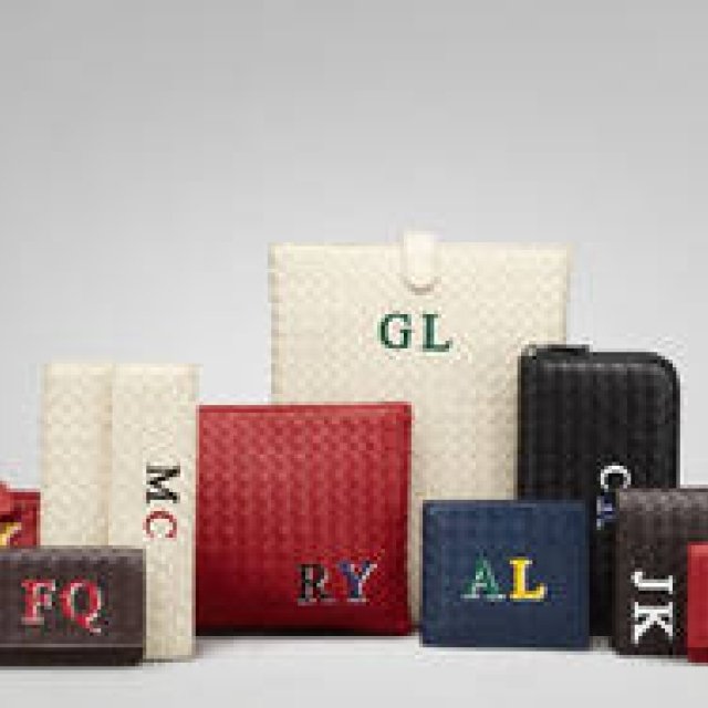 BOTTEGA VENETA｜イントレチャートが自分だけのアイテムに！