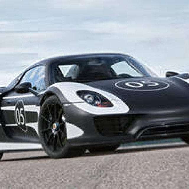 918スパイダー プロトタイプモデル完成｜Porsche