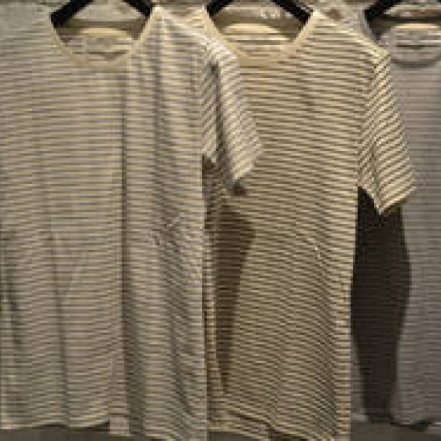 ROBERT GELLER｜デザイナー本人が限定Tシャツを販売！