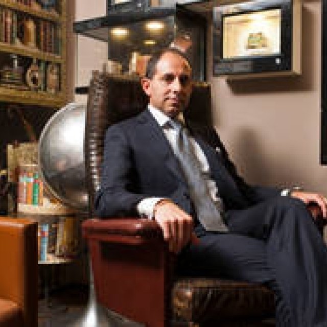 Secrets behind the Success｜連載第1回 アルフレッドダンヒルCEO カルロ・ガリリオさん