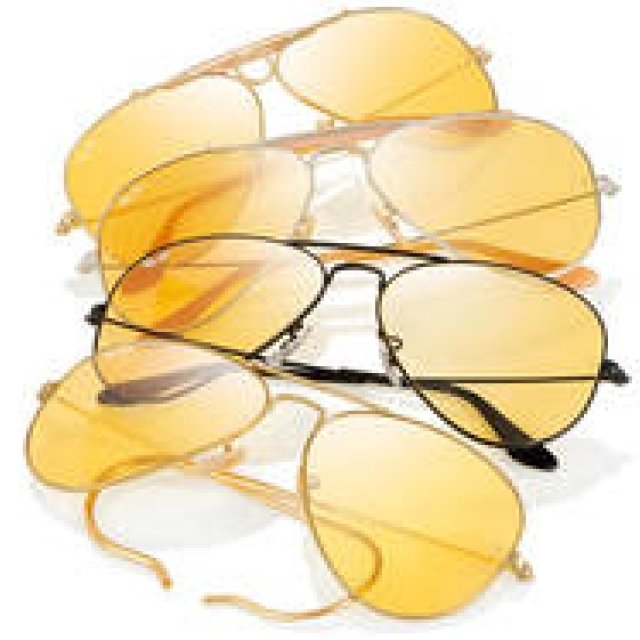 Ray-Ban｜75周年記念モデル「アンバーマティック リミテッドエディション」