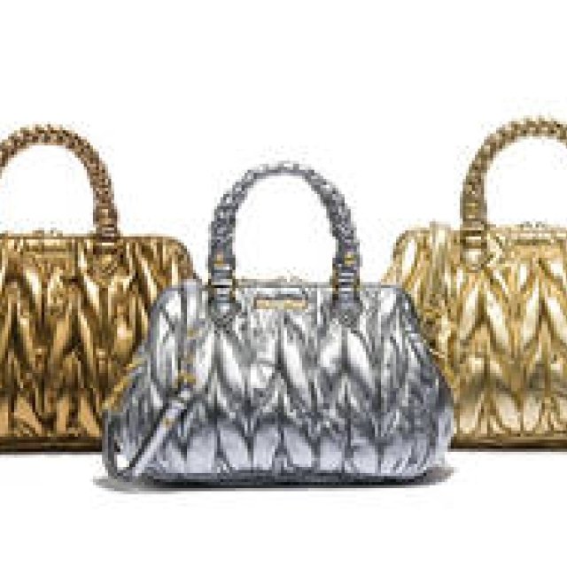 MIU MIU｜メダルカラーのロンドン限定スペシャルエディションが登場