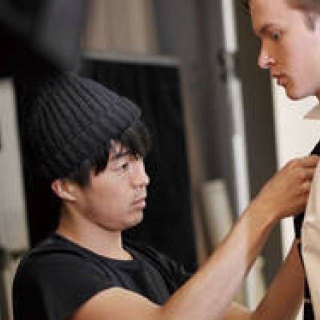 MARGARET HOWELL｜スタイリスト 壽村太一が語る“ドレスとカジュアルを楽しむ新・鉄則”