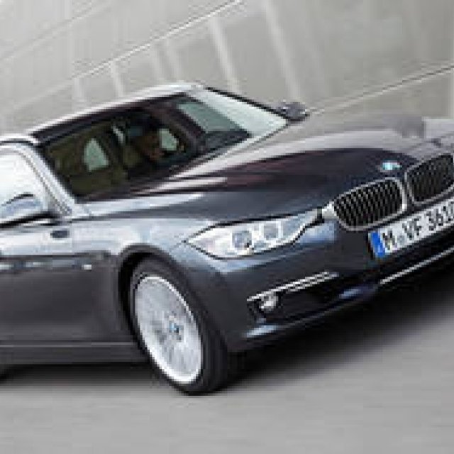 BMW3シリーズツーリングが日本で登場｜BMW