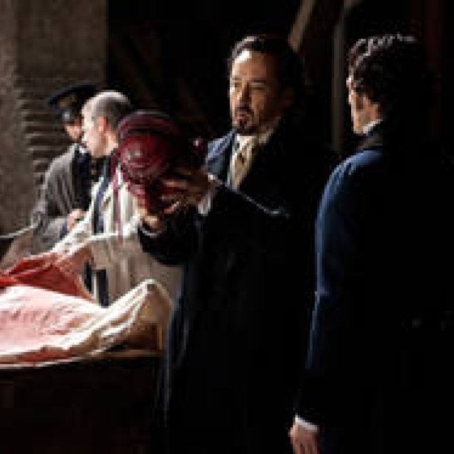 MOVIE｜世界初の推理作家と犯人による壮絶な頭脳ゲーム『推理作家ポー 最期の5日間』