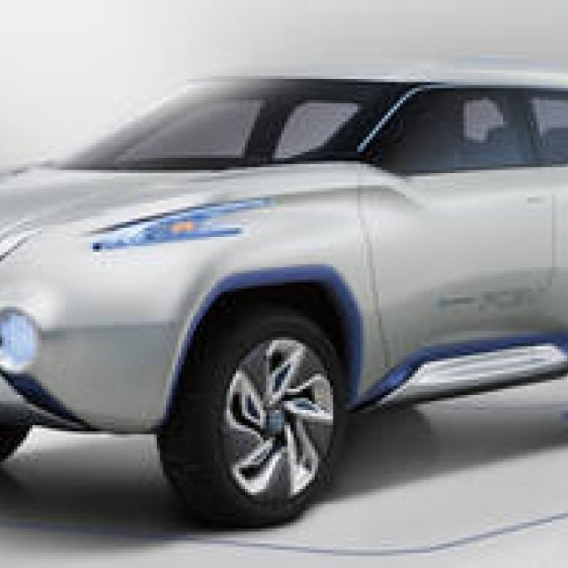 日産、燃料電池車の四輪駆動SUV「テラ」を出展｜NISSAN