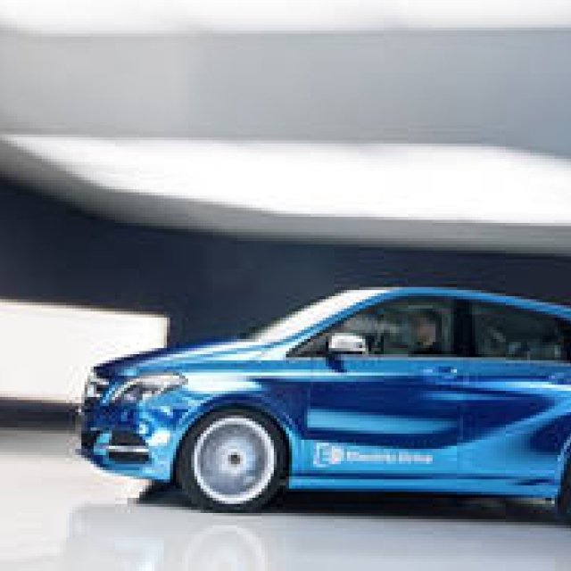 新型BクラスがベースのEVコンセプト｜Mercedes-Benz