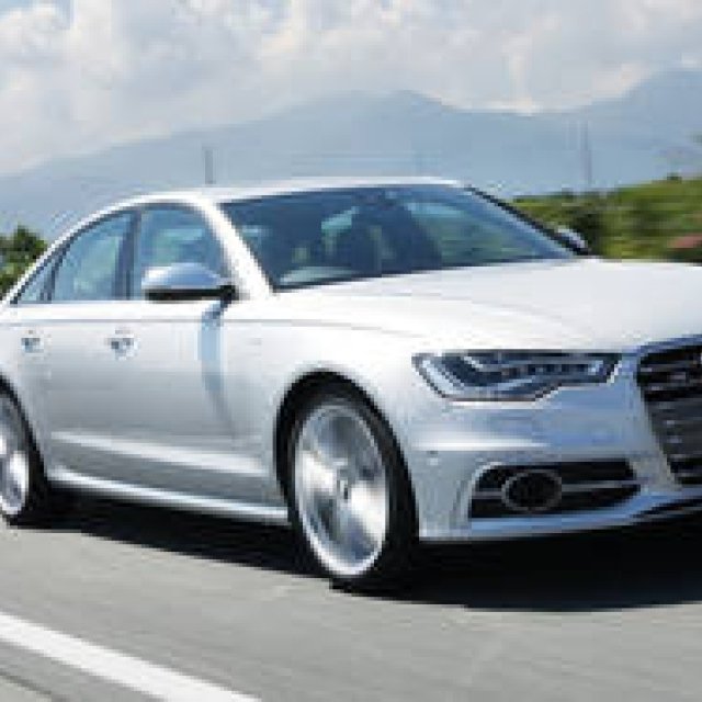 アウディS6、S6アバント & S7スポーツバック同時試乗｜Audi