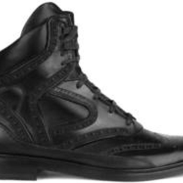 Givenchy by Riccardo Tisci｜前代未聞のハイブリッドシューズを発表 