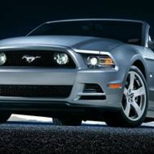 マスタングがフェイスリフト｜Ford