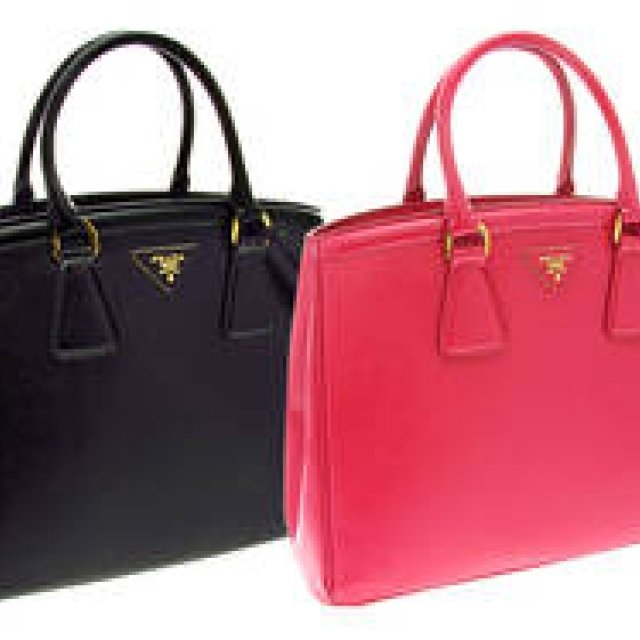 PRADA｜プラダからビジネスにも使える新作バッグが登場