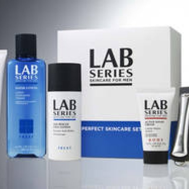 aramis｜男のケアはおまかせ、「ホリディ ギフト コレクション2012」に注目