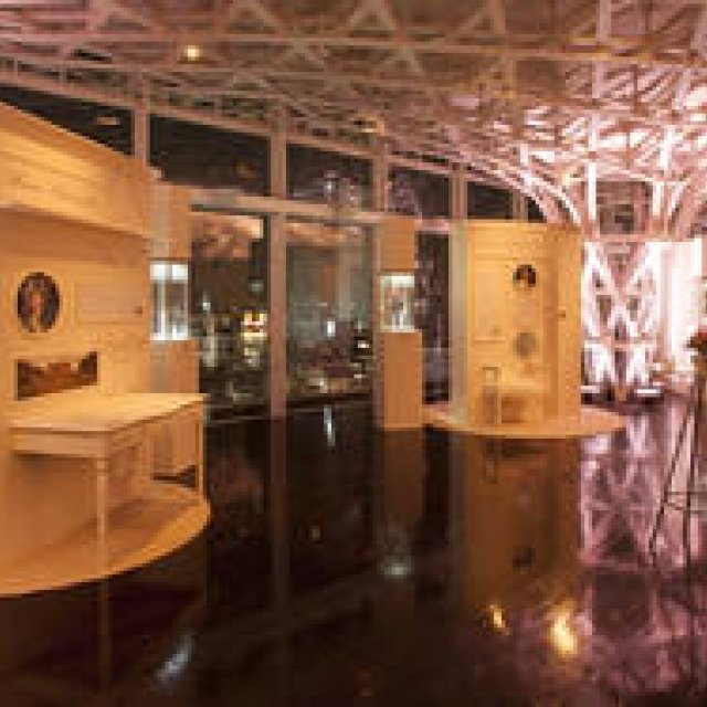 BREGUET│ブレゲに魅せられた王妃たち