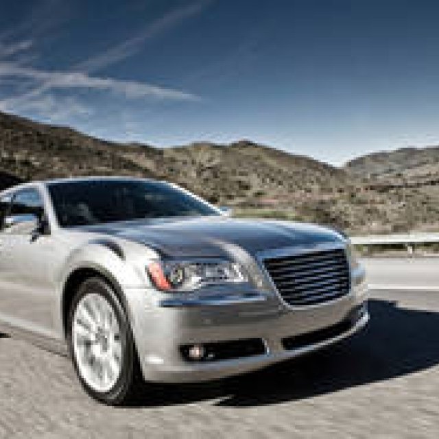 新型クライスラー 300がついに日本上陸｜Chrysler