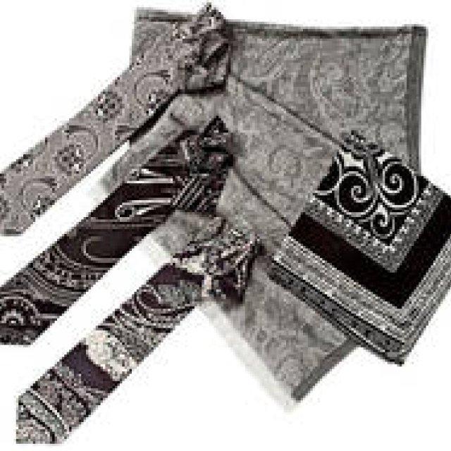 ETRO｜ホリデーシーズンを彩るシックで美しい「ギフトコレクション」