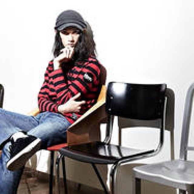 DIESEL｜あの人が「欲しい」「贈りたい」クリスマス・プレゼント～モデル 栗原 類さん