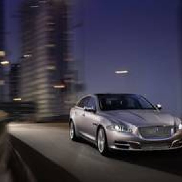 ジャガー 2013年モデルのXJ、XFの仕様と価格を発表｜Jaguar