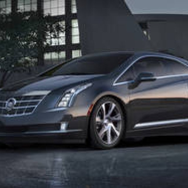 キャデラック初のプラグインハイブリッドモデル｜Cadillac
