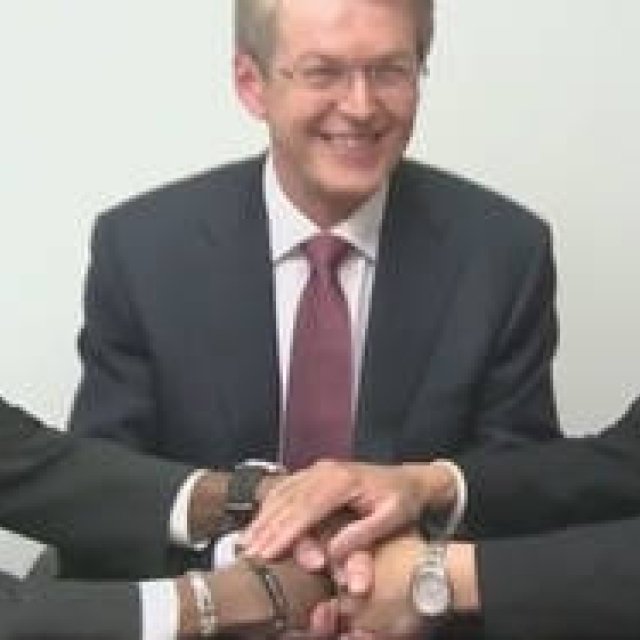 ダイムラー、ルノー日産、フォードが燃料電池を共同開発