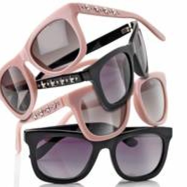 JIMMY CHOO｜ブランドスピリットで魅了する新作サングラス・コレクション