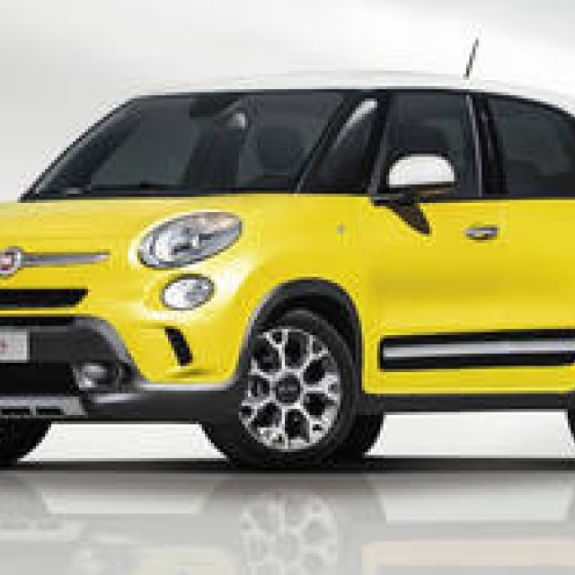 500Lにオフロードルックのトレッキングを追加｜Fiat