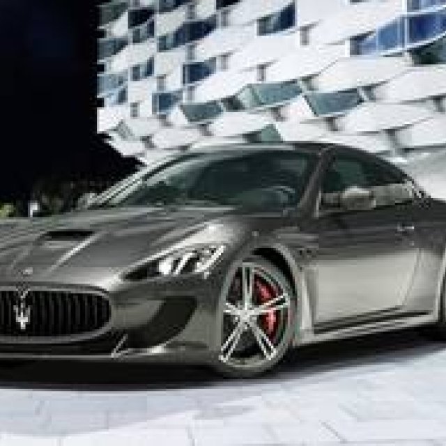 4シーターのグラントゥーリズモ MC ストラダーレ登場｜Maserati
