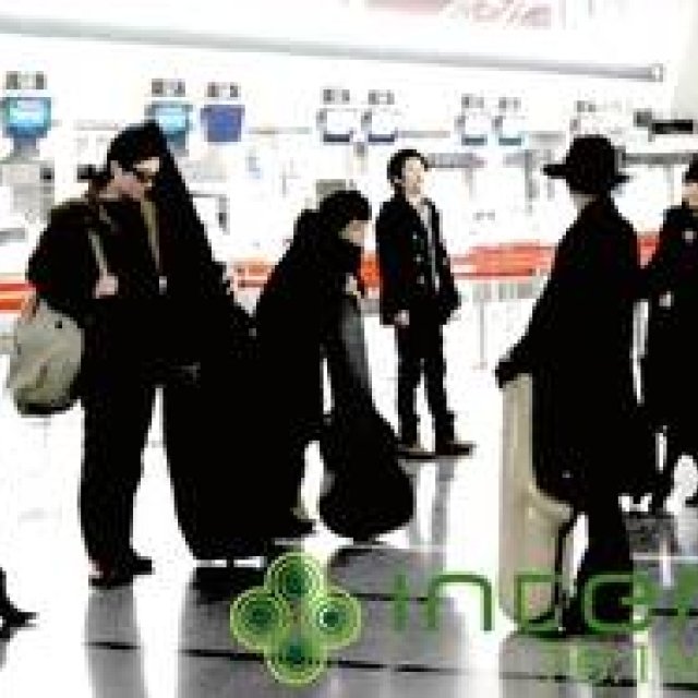 松浦俊夫｜静寂と情熱の狭間に浮かび上がる音