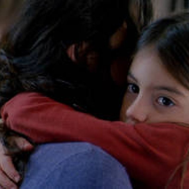 MOVIE｜あどけない少女の仮面の下に隠された謎『フリア よみがえり少女』