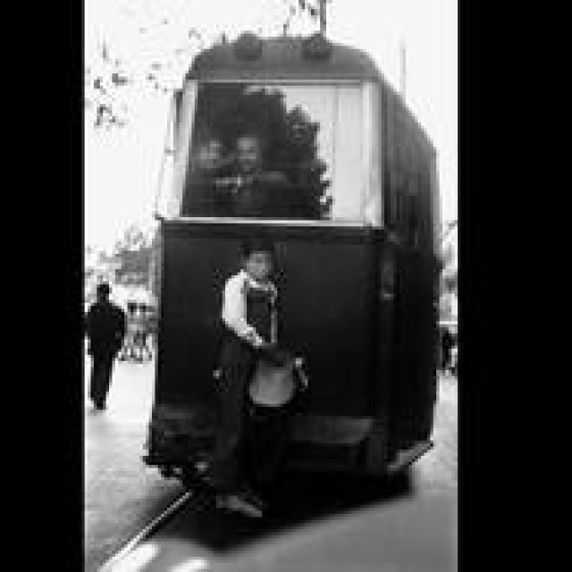 ART｜エリオット・アーウィット写真展『Personal best for Leica』