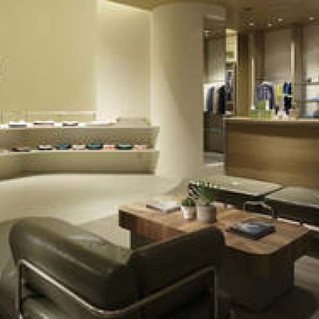 three dots｜オーク表参道に「three dots青山店」オープン