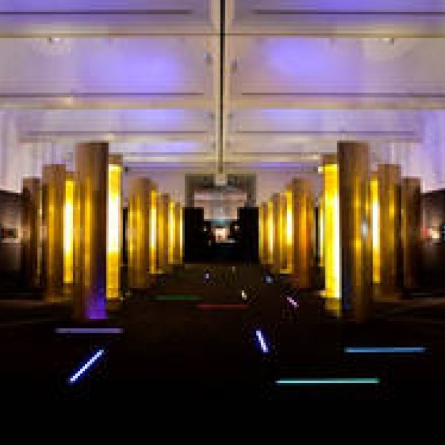 FENDI｜世界初公開の美術展開幕を記念したレセプションパーティでスナップ！