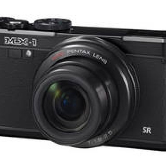 PENTAX｜大口径光学4倍ズームレンズを搭載。暗いシーンにも強いデジカメ「PENTAX MX-1」