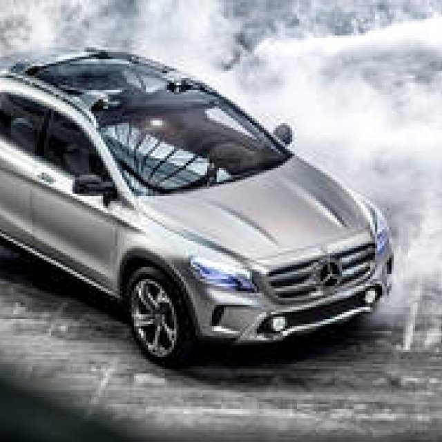 GLAコンセプト、上海でワールドプレミア｜Mercedes-Benz