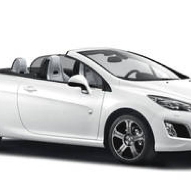 プジョー308CCに特別仕様車 ローランギャロス登場｜Peugeot