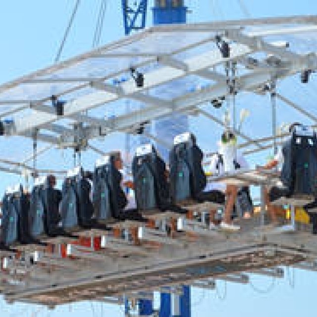 EAT｜水の都ベネチアを見渡す上空50メートルでのディナー