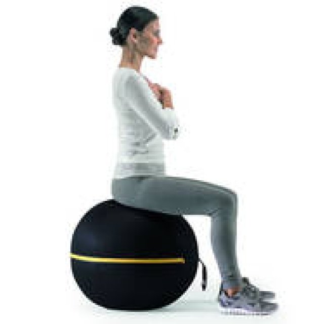 TECHNOGYM｜座っている時間をエクササイズに変えるバランスボール