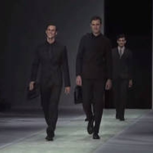 EMPORIO ARMANI｜最新コレクションをミラノからライブ中継！