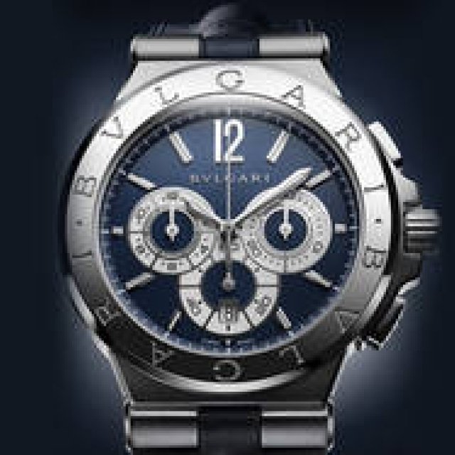 BVLGARI｜海のように深いブルーとホワイトのインダイヤル