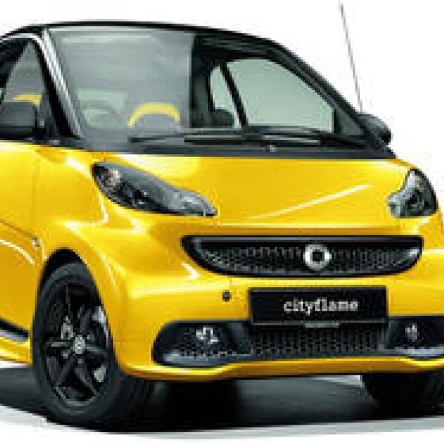 スマート に鮮やかなイエローをまとった限定車登場｜smart