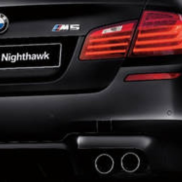 M5 - BMW 最速のサルーン｜BMW