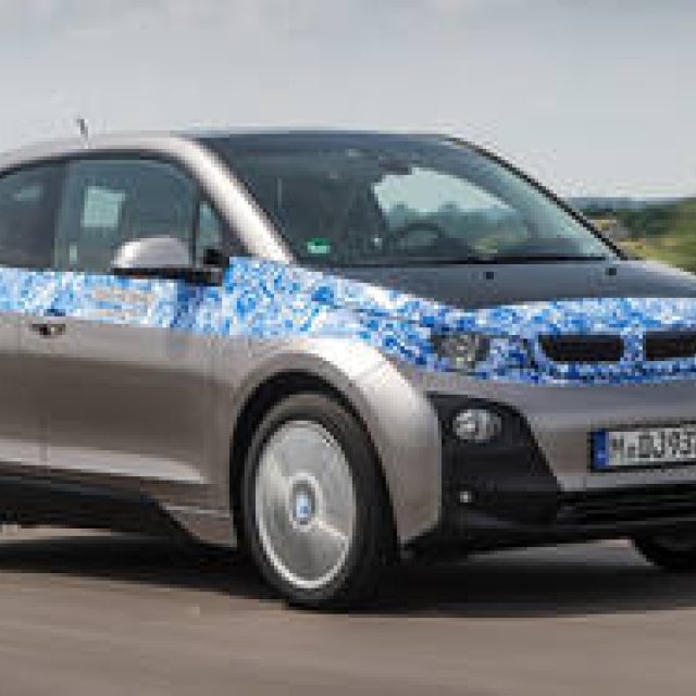 BMW i3 の詳細を公開｜BMW