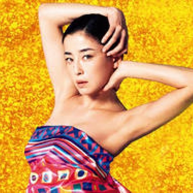 THEATER｜“美輪明宏”をモチーフにした舞台『MIWA』