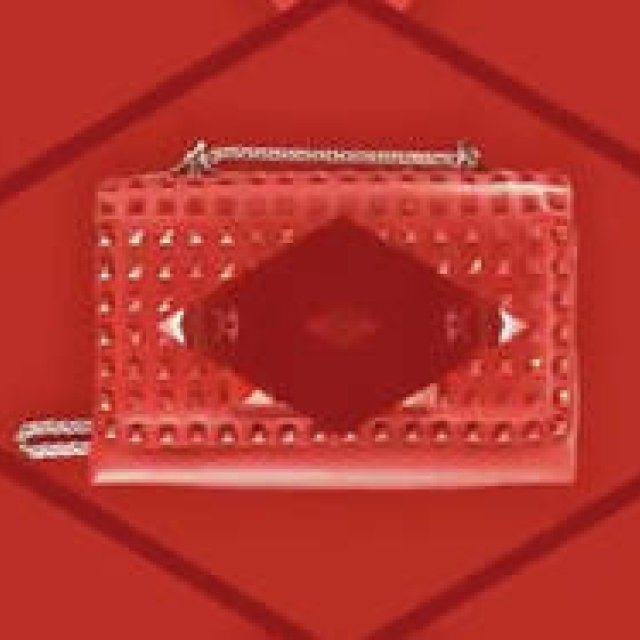 VALENTINO｜新作ロックスタッズ「ルージュ」が店舗限定発売