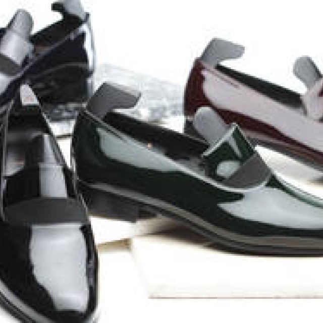 JOHN LOBB｜足もと華やかにソワレコレクション「ODESSA」